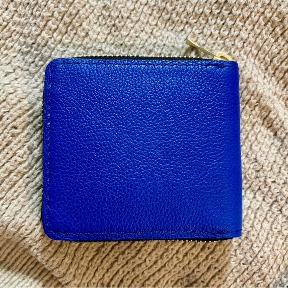 Portland Leather Goods Small Zipper Bifold Wallet - Picture 4 of 6